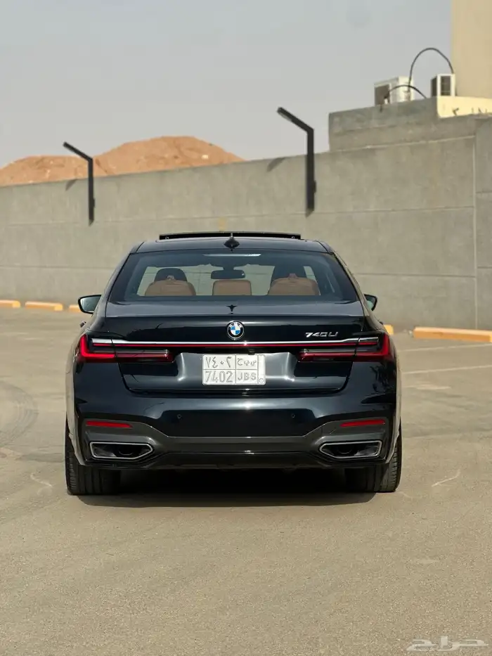 بي ام 740i ام كت 2021 10