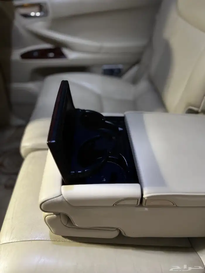 لكزس LX570 فل اوبشن DD بريمي 2013 قمة المظافة بريمي وكالة 33
