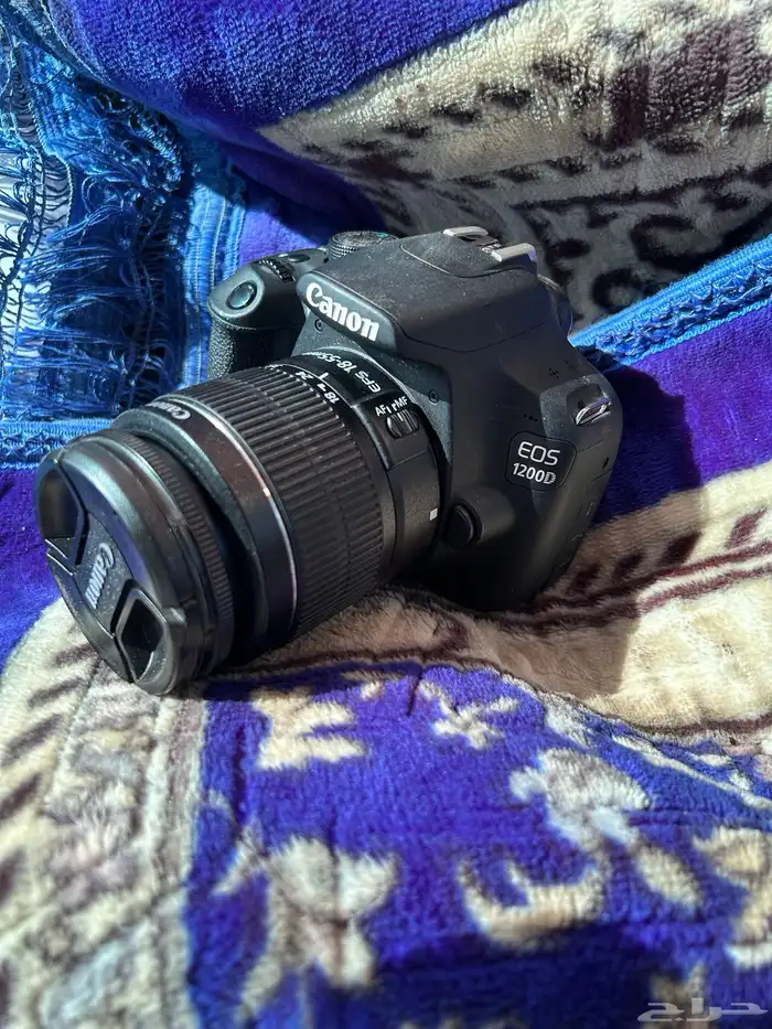 للبيع كاميرا كانون D1200 احترافيه 0