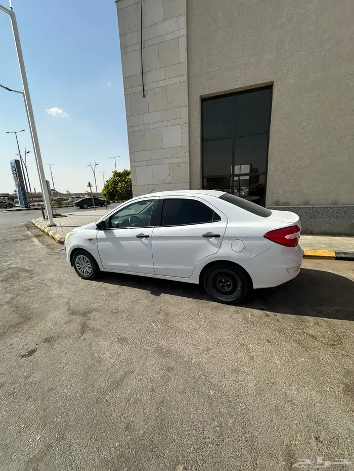 للبيع سيارة فيجو فورد 2019 0
