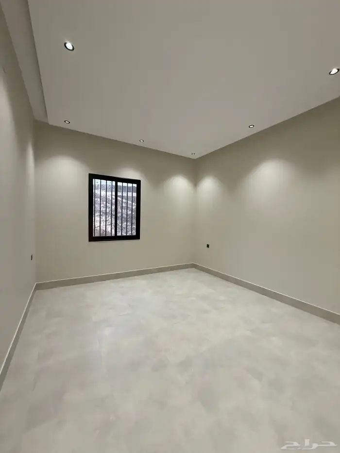 للبيع شقق علويه بسعر 540 الف ابها المحاله 20