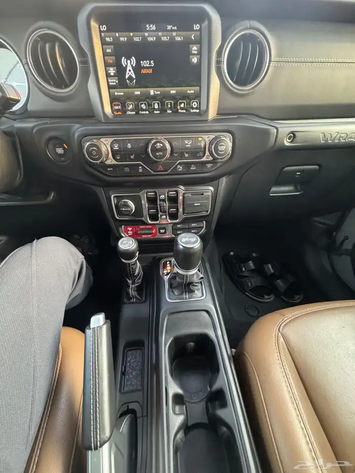 جيب روبيكون هايبرد 2022 9