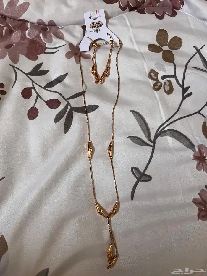 اكسسوارات مطلي ذهب 1