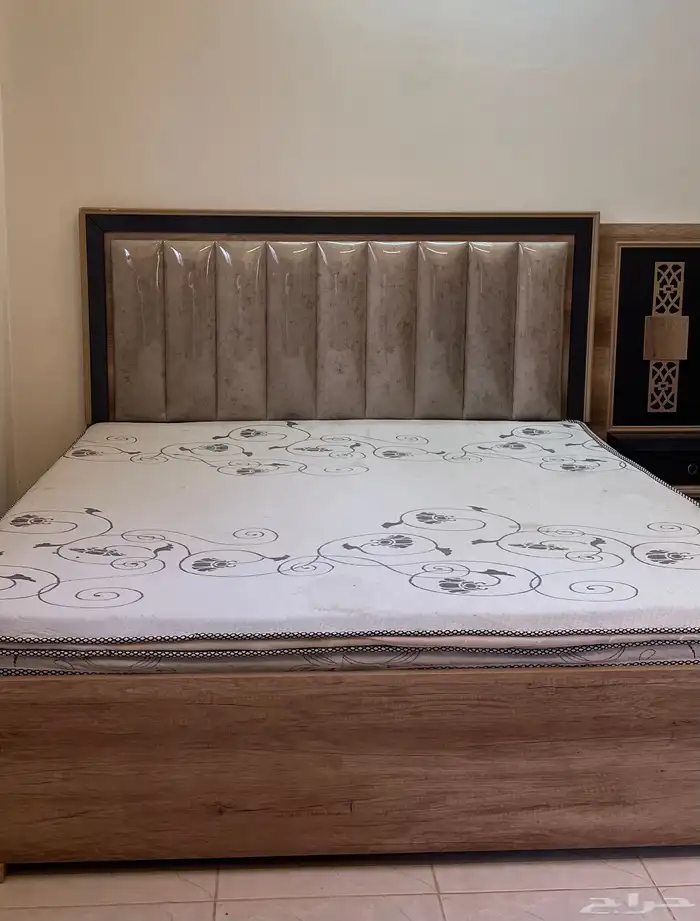 سرير و مرتبة استخدام نظيف 2