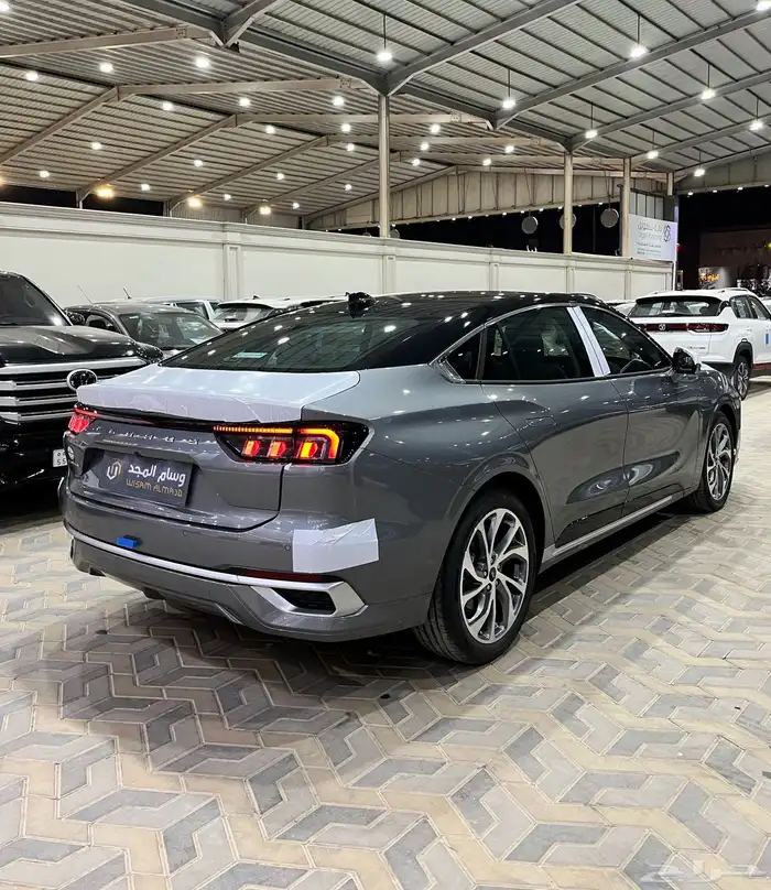 عرض خاص فورد تورس تيتانيوم 2026 جاهز 142400 3