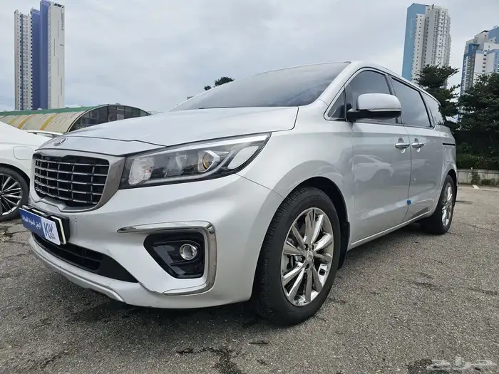 كيا كرنفال ديزل 2020 4