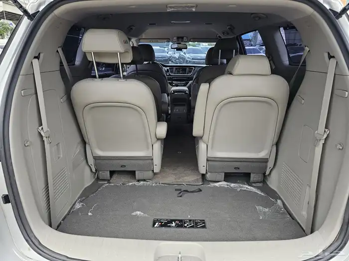 كيا كرنفال ديزل 2020 20