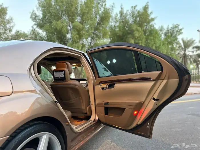 مرسيدس 350S( أعلى فئه) 38