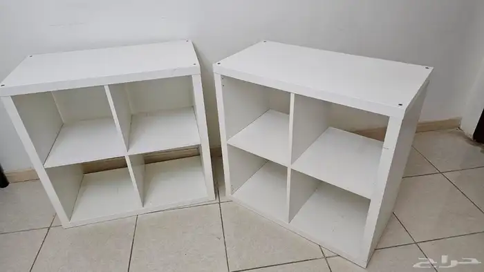 للبيع وحدتين رفوف بيضاء 0