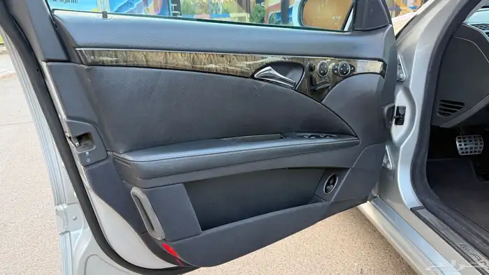 للبيع مرسيدس E55 AMG جفالي 16