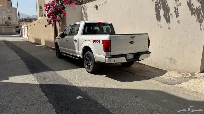 فورد f150 لاريت 2019 أبيض فل كامل 8 سلندر 4
