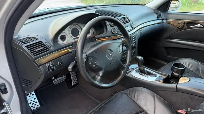 للبيع مرسيدس E55 AMG جفالي 20