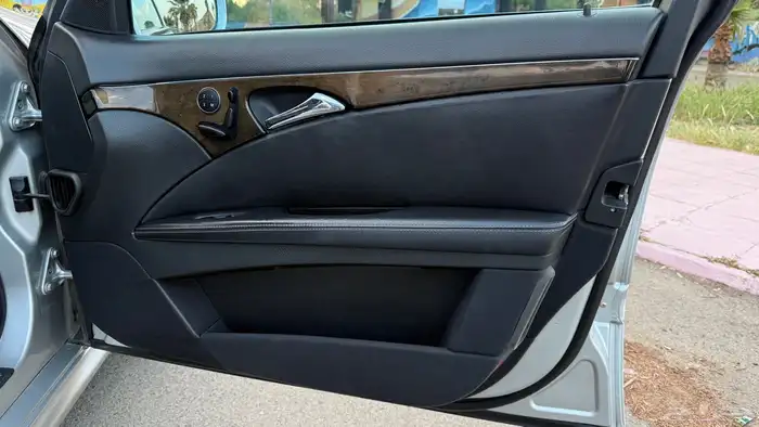 للبيع مرسيدس E55 AMG جفالي 21
