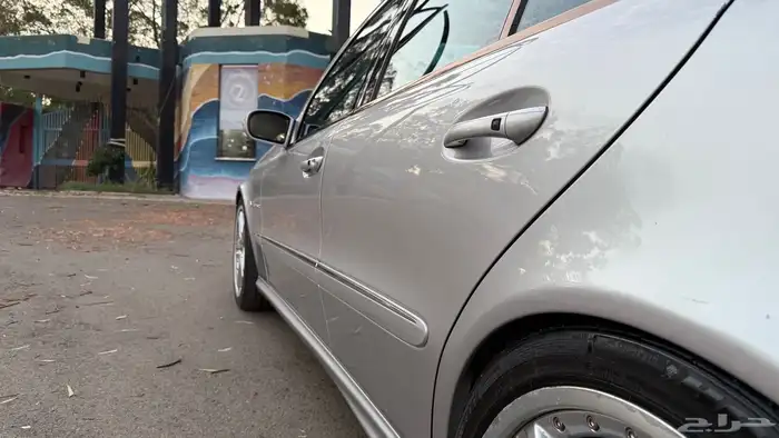 للبيع مرسيدس E55 AMG جفالي 12