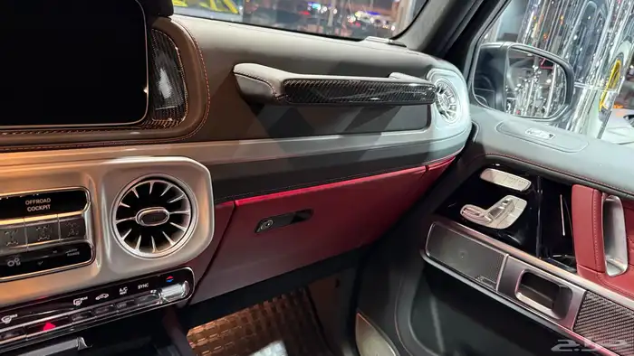 مرسيدس G63دبل نايت باكج موديل 2025 في الإمارات 9
