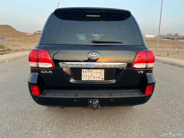 ((تم البيع)) لاندكروزر2011ستيني مخزن 12