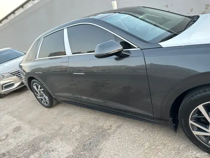 هيونداي أزير 6