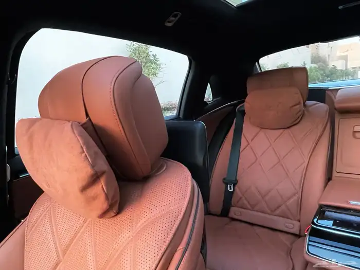 مرسيدس مايباخ S580 44