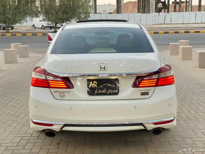 هوندا اكورد 8