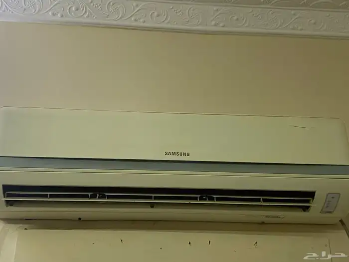 كنب نضيف تسع اشخاص ومكيف سبليت على وجه سرعة سبب نقل 1