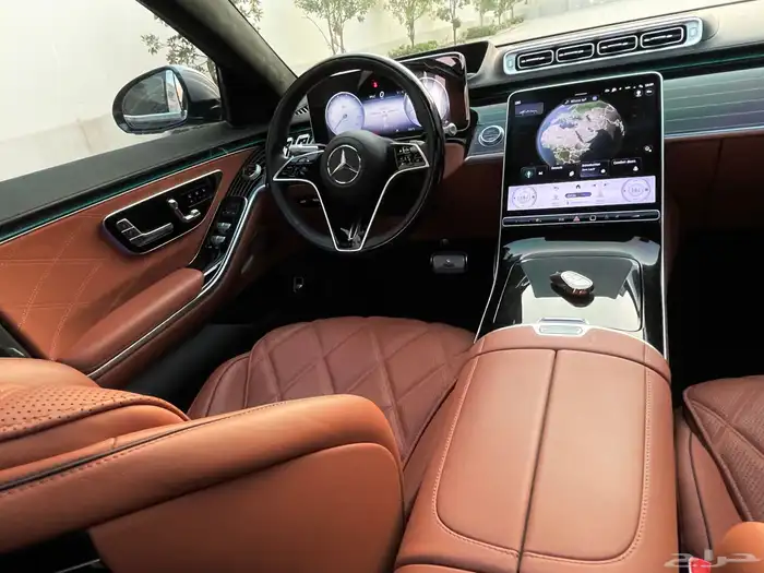 مرسيدس مايباخ S580 38