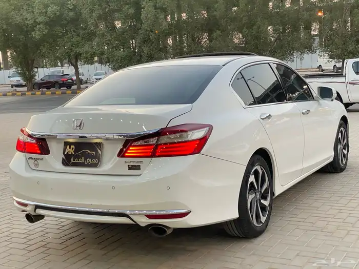 هوندا اكورد 9