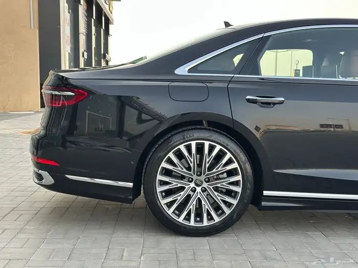 اودي A8L 2024 ضمان وصيانه 3