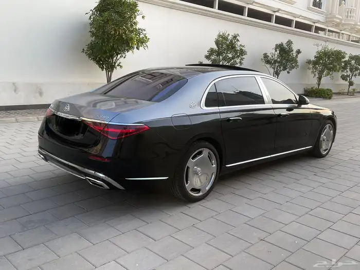 مرسيدس مايباخ S580 8