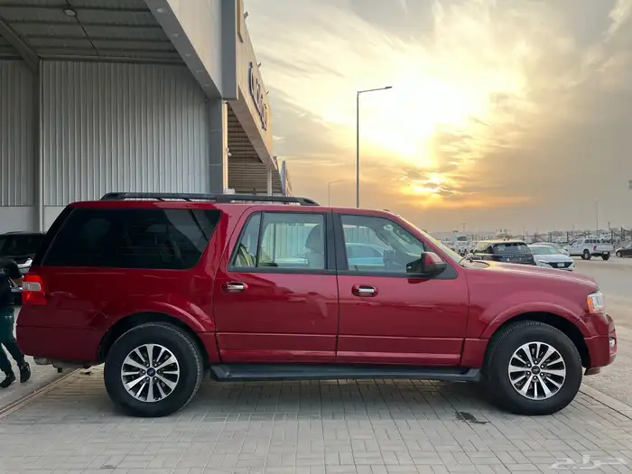 فورد اكسبديشن موديل 2016 4