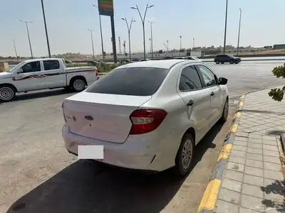 للبيع سيارة فيجو فورد 2019 index