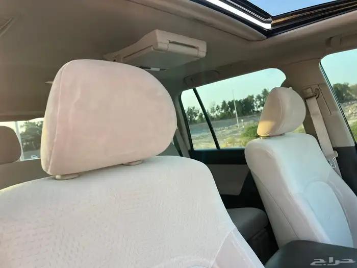 ((تم البيع)) لاندكروزر2011ستيني مخزن 78