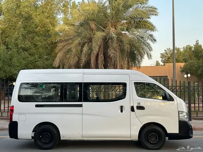 نيسان باص ركاب موديل 2019 سعودي قير عادي ديزل شامل الضريبة 3
