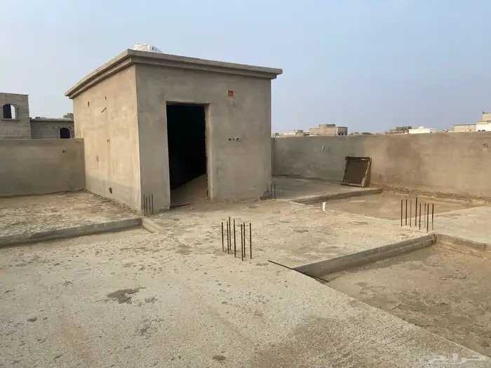 فيلا للبيع بناء شخصي بمخطط روضة نخلان 6