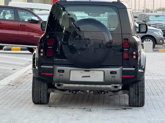 ديفندر HSEناغي 2025 كاش واقتصاد 12