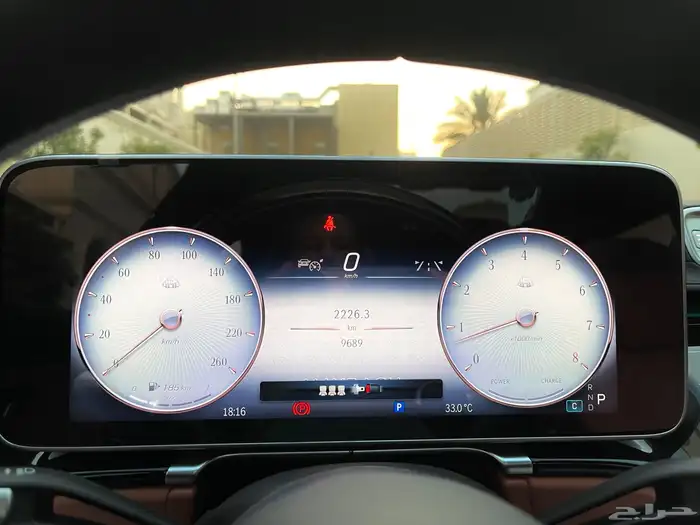 مرسيدس مايباخ S580 64