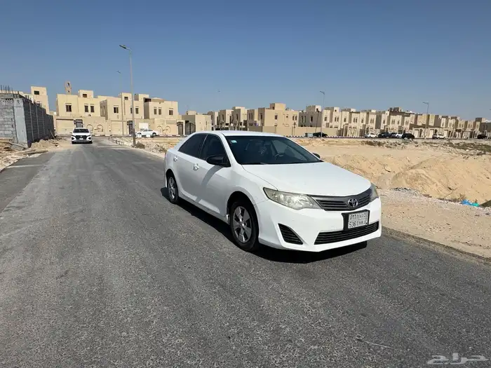 للبيع كامري 2013 3