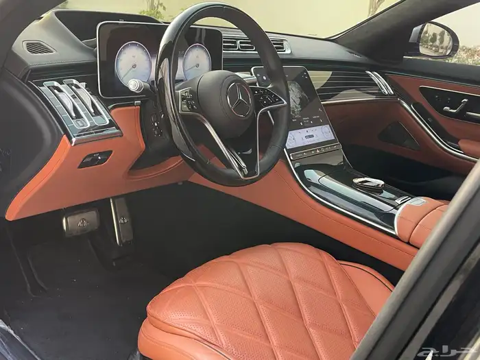 مرسيدس مايباخ S580 24