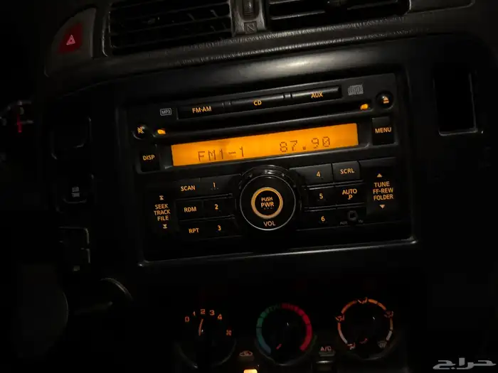 للبيع مسجل يركب على اغلب سيارات نيسان 1