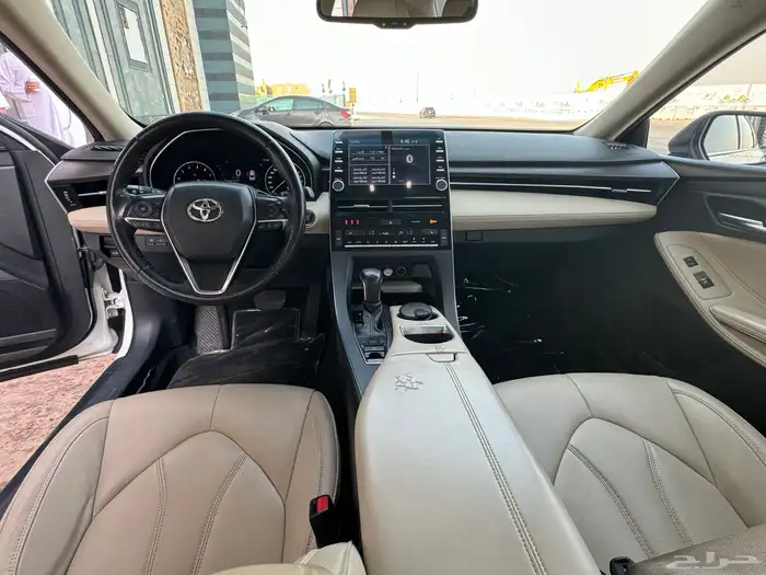 للبيع افالون 2022 XLE 14