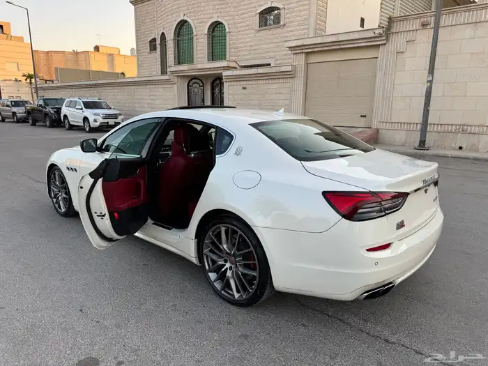 مازيراتي كواتروبورتي GTS 8V للبيع 7