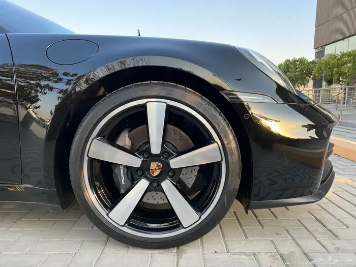 بورش  PORSCHE CARRERA 911 2025 7