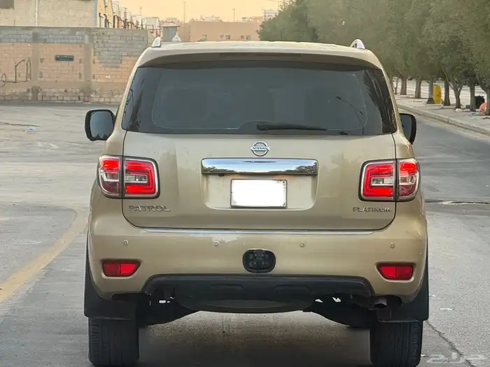 نيسان باترول بلاتينوم 2014 13