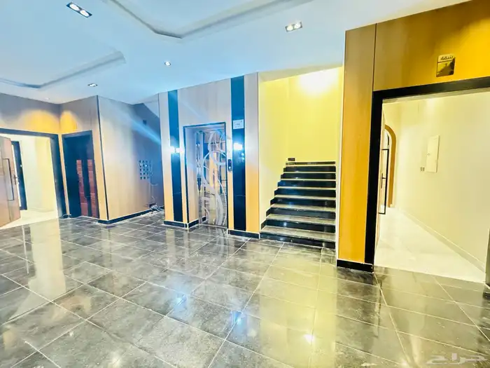 شقق للبيع تشطيب ممتاز بسعر خيالي 1