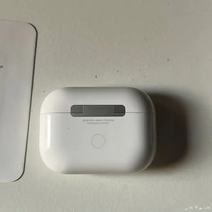 تم البيع   سماعات ابل آيربودز برو الجيل الثاني أصلية 2