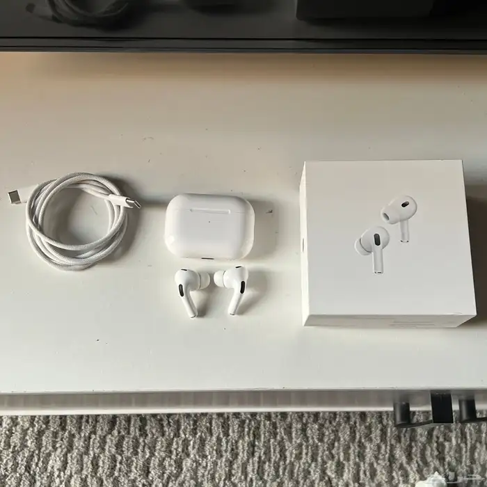 تم البيع   سماعات ابل آيربودز برو الجيل الثاني أصلية 0