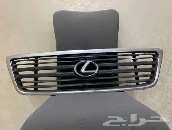 شبك لكزس موديل2000 1