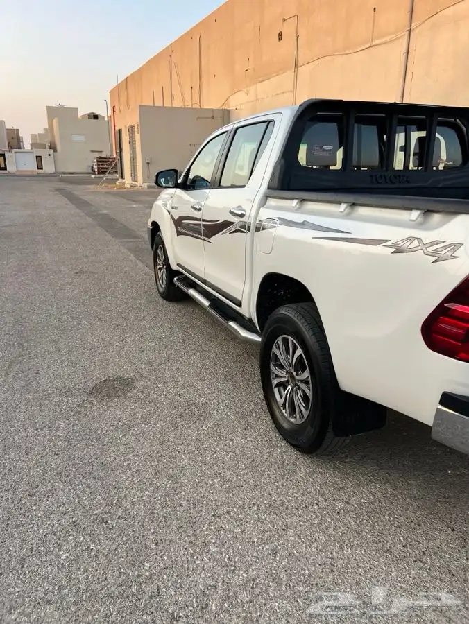 هايلكس دبل مشروط 2