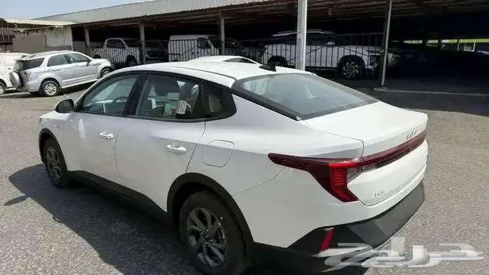 كيا K3 ستاندرد 2024 4
