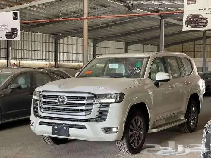 تويوتا لاندكروزر RXR3 بنزين 2025 كاش واقساط اسعار منافسه 4