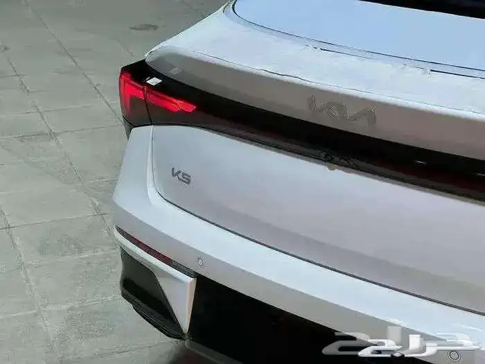 كيا K5 استاندر مطور 2025 قيادة تجمع بين القوة والفخامة 5